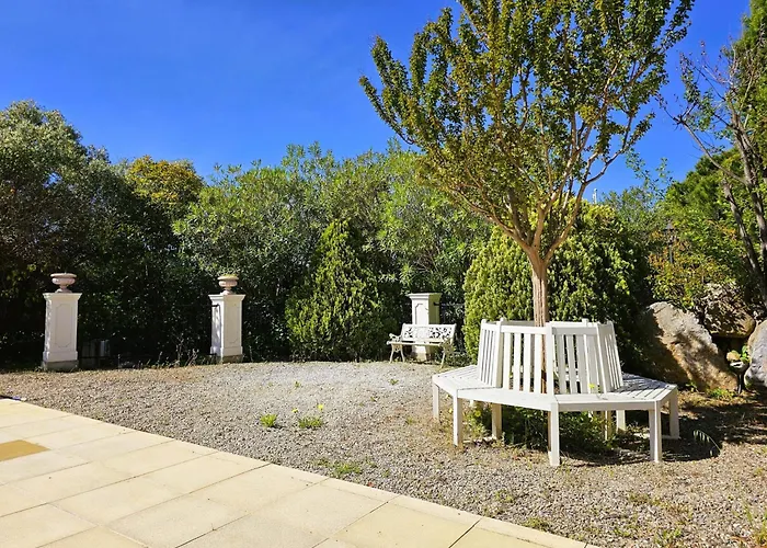 Les Hirondelles Villa Beaufort (Herault)